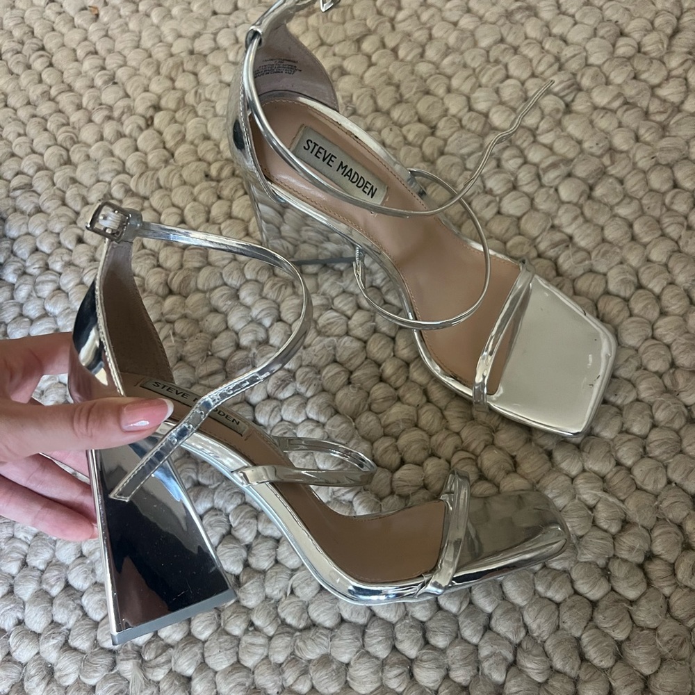 Steve Madden silver heels